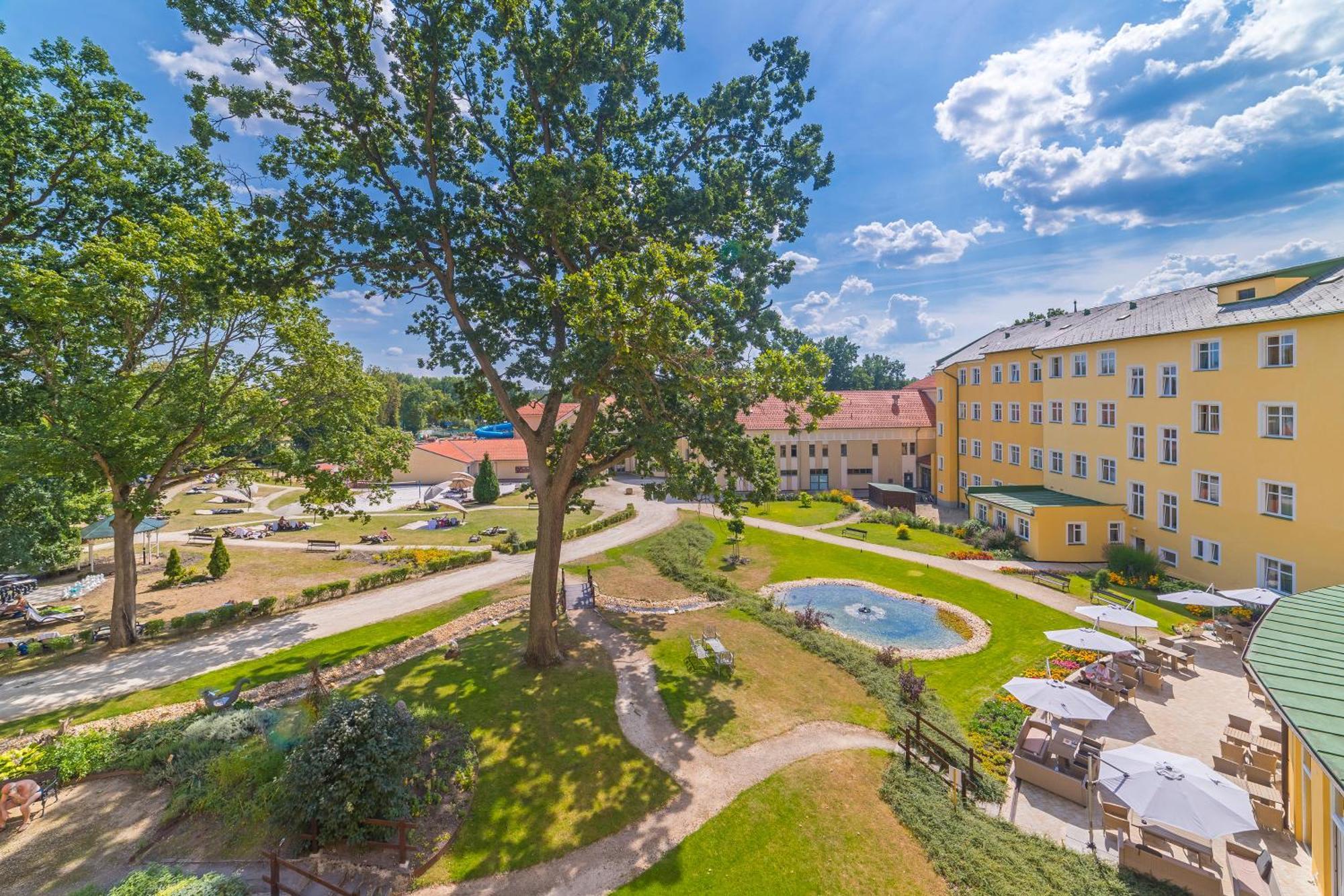 Spa Resort Pawlik-Aquaforum Франтішкови-Лазнє Екстер'єр фото