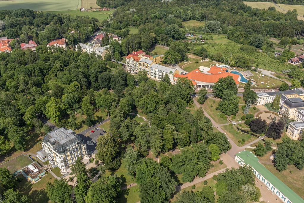 Spa Resort Pawlik-Aquaforum Франтішкови-Лазнє Екстер'єр фото